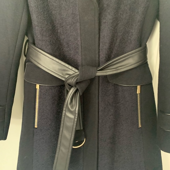 Vince Camuto Navy Wool Coat. Size Small. - Picture 3 of 8